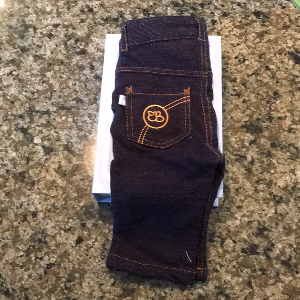Jeans - Picture 3 of 4